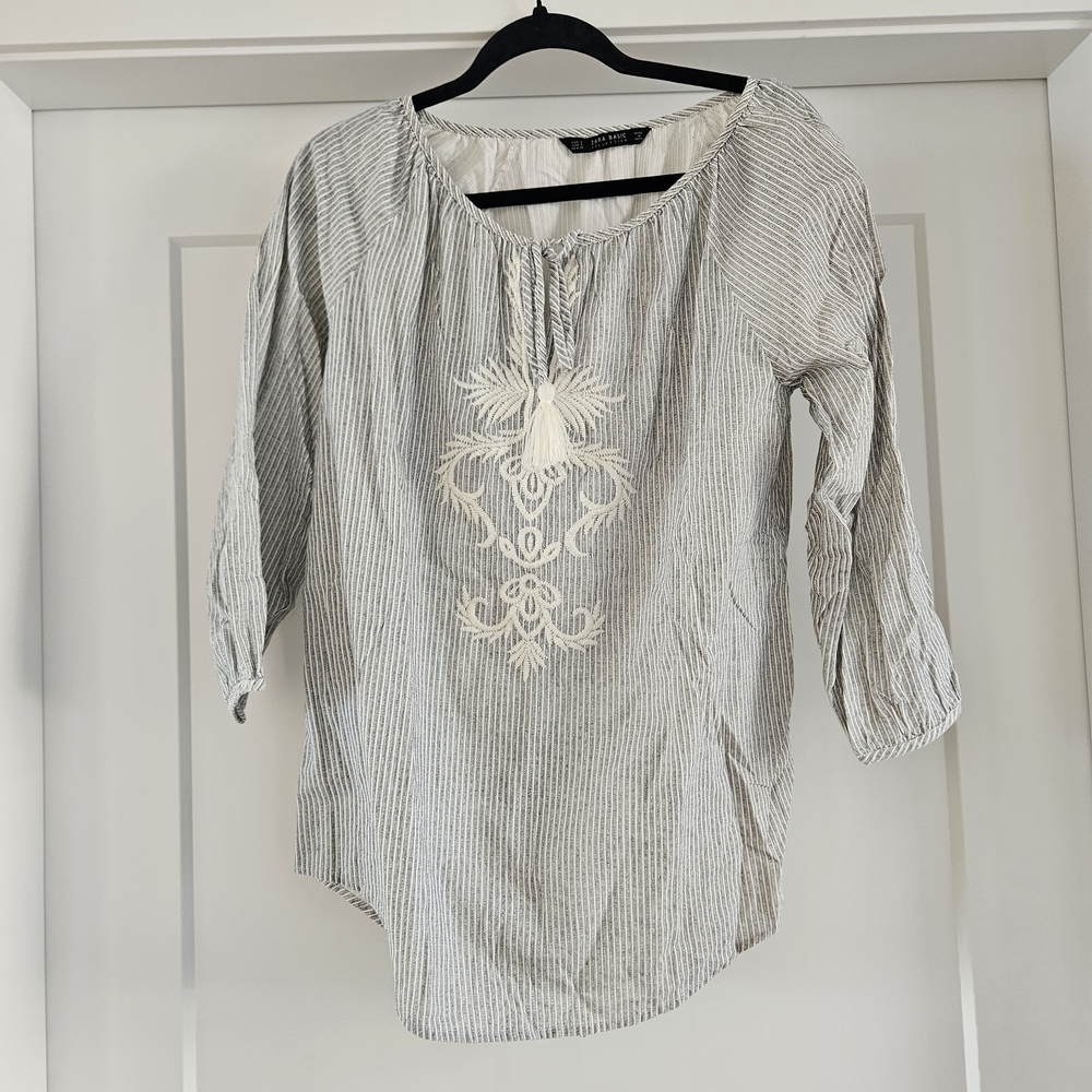 Zara Cream and Gray Striped Blouse